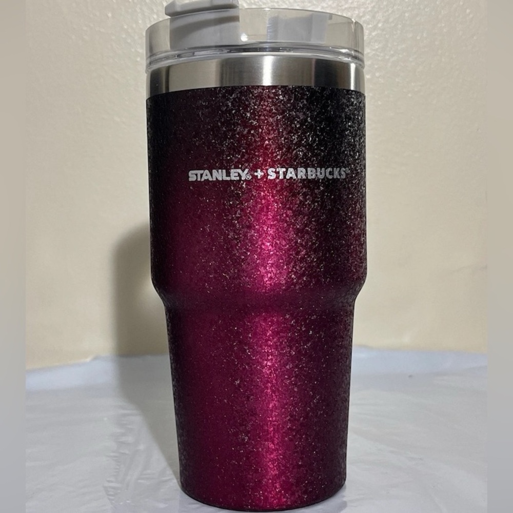 Starbucks Stanley red Tumbler china gradient new ice crack straw burgundy 20oz - Picture 3 of 3